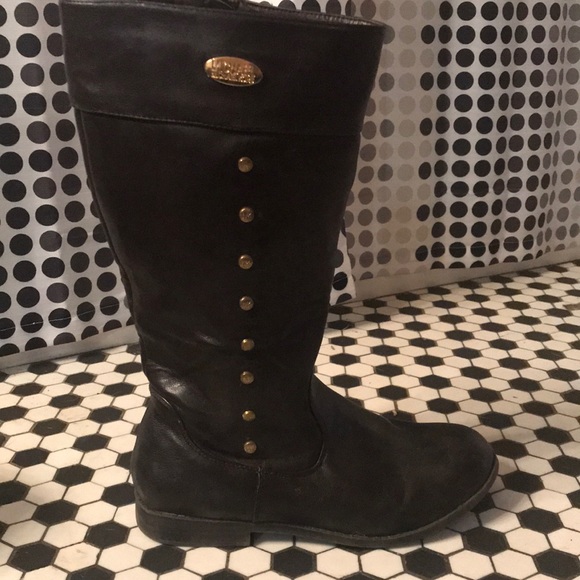 Michael Kors Shoes - 🔥one day sale🔥Used Michael kors boots.
